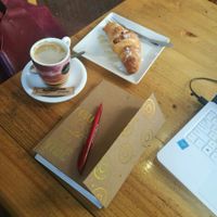Delicious croissant at Jardin Urbano in Valencia