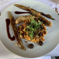 Eingebackene Auberginen mit Morscheln  at GUT LEBEN am Morstein in Westhofen