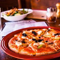 Vegan pizza at Locos X La Pasta  in La Paz