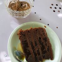 Chocolate peanut cake at Délices Veggies in Metz