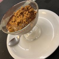 Chocolate mousse with biscoff biscuits crumbled at Délices Veggies in Metz
