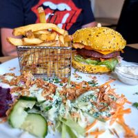 Burger with cheeze and fries at Délices Veggies in Metz