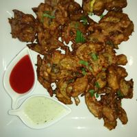 Vegetable Pakora with chutneys at Masala April 23, 2018. Photo - Larry R. Erickson at Masala Indo-Pak Cuisine in Loma Linda
