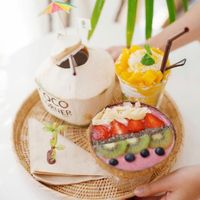 Mixed berries smoothies bowl at Coco Corner in Chiang Mai