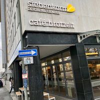 outside at Siebenkorn & Cafe Brotzeit in Giessen