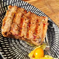 Bananen Brot mit Ahornsirup at Brocca Cafe in Berlin