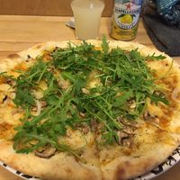 Vegan pizza! at Happiz - Sablons in Paris