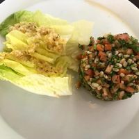 Vegan Tabbouleh with wheat salad, tomato, parsley, mint, lettuce and lemon vinaigrette.
Price $100 pesos  at NIM  in La Paz