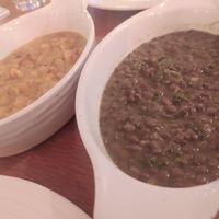 Front: Lentils and spinach / back : chickpeas at Keren View in North London
