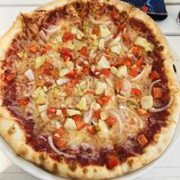 Customised Kaisa pizza at Mamma Mia Pizzeria Italiana in Kardla