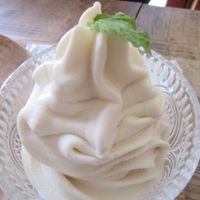 W O W at Medel Deli  in Tokyo