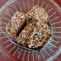 Dessert: nougat chinois (torrone con mandorle e semi di sesamo) at Bodhi Vegan in Paris