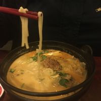 Vermicelles et bœuf dans une sauce Sarah. at Bodhi Vegan in Paris