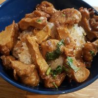 Marmite au "poulet" caramélisé (no 43) at Bodhi Vegan in Paris