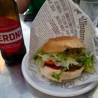 Burger & beer 🍻 cheers! at ViP Burger in Ercolano
