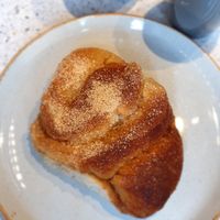 Vegane Zimtschnecke at Godt Brød Fløyen in Bergen