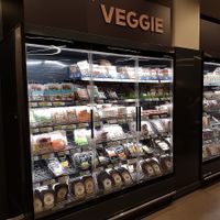 'veggie' fridge at Bio-Planet in Kortrijk