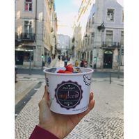Vegan frozen yoghurt right at the heart of the city 🍦 at Myiced Baixa in Lisbon