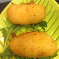 Vegan panzerotti at Piperita in Casalnuovo Di Napoli