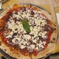 Pizza Tofu at Terra Madre Pizzeria Biologica in Catania