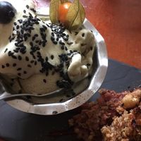 vegan apple crumple and ice cream at Golden Temple in Amsterdam