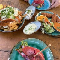 Loaded Fish, Chili Cheeseburger und Nuggets  at Bidges & Sons Reeperbahn in Hamburg