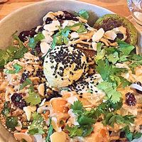 Butternut, cranberry, Presley, hummus, beet, falafel, almond, quinoa... at Oh My Greens in Montpellier