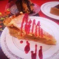 Tarte rhubarbe at La Palette Vintage in Charroux