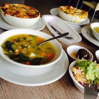 Lunch / soup, lasagna, salad, juice, postre at Loto Azul Vegetariano in Bogota