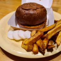 Hambi vegan life at Pizza Boss & Boss Burger in Bratislava