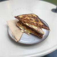 Scrambled tofu, ham, cheese and hollandaise jaffle #Veganuary at Union Kiosk in Melbourne