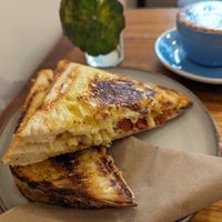 Pepperoni and Mac at Union Kiosk in Melbourne