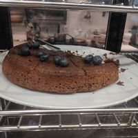 Vegan cake at Terrarea in Matosinhos