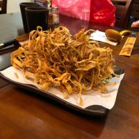 Fried burdock root (牛蒡）  at Sān Běn ShǒuGōng LāMiàn 三本手工拉麵 in Taipei