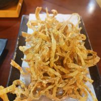 Crispy Burdock at Sān Běn ShǒuGōng LāMiàn 三本手工拉麵 in Taipei