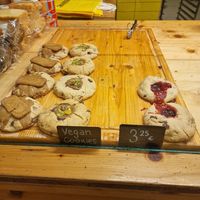 Amm vegan, plus a hazelnut option at Demasie in Barcelona