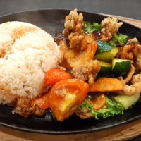 Hotplate sweet and sour mushroom with rice at T-Vege 德素 in East Singapore