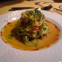 Spaghetti di zucchina con crema di zucca "delica" at Veganfruttariano in Milan