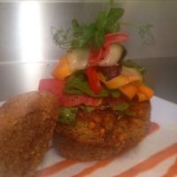 Veganburger-sweet&sour salad at Djoyn in Den Bosch