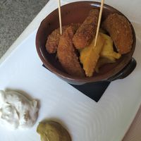 "Chicken tenders" and panissa (fried chickpea batter) at Ecosteria Parco Santi Angeli in Santi Angeli