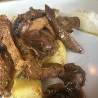 Seitan con shiitake e patate  at Ecosteria Parco Santi Angeli in Santi Angeli