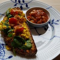 Brunch: baked beans and scrambled tofu at Yellow Rose in Copenhagen