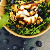 Burrata bowl at L'Incubateur de Fraîcheur in Paris