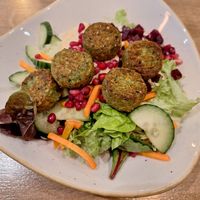  at Dean & David - Bleicherweg in Zurich