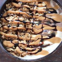 Snickers bowl at Bom Bowls in Pai