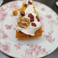 Tarta de zanahoria vegana at Blu Cafe in Santiago De Compostela