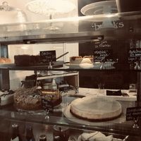 Cakes 4 out of 5 are vegan  at Cafe Brooks in Hamburg