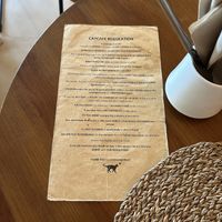   at O Porto dos Gatos in Porto