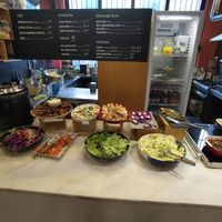The buffet selection at DaTerra - Mercado Beira Rio in Vila Nova De Gaia
