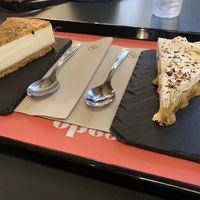 Cheesecake and banana cream pie at DaTerra - Mercado Beira Rio in Vila Nova De Gaia